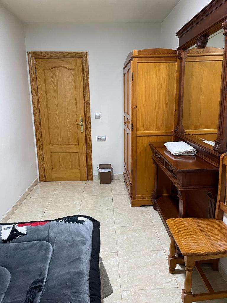 Habitacion Individual En Гранада Екстер'єр фото